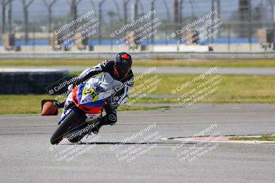 media/Mar-19-2022-Fastrack Riders (Sat) [[4e7522d738]]/Level 5 Race/Turn 6/